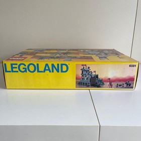 LEGO LEGOLAND King's Mountain Fortress 6081 (1990)