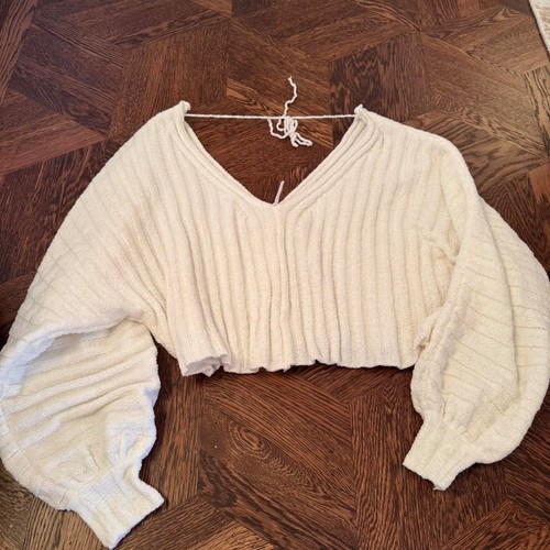 Free People Women's Cream V-Neck Cropped Sweater Balloon Sleeves Knit