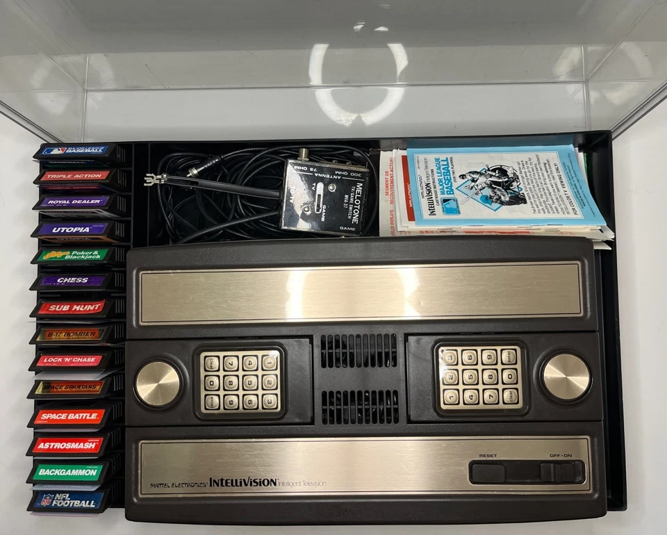 VTG 1979 Mattel Electronics Intellivision w/Case & 14 Games ALL TESTED & WORKING - Image 3 of 4