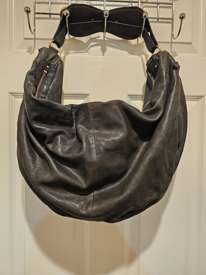 Bolso de Hombro Marc Jacobs Azul Marino Hobo Metal Pájaro Grande Foto 2 de 4