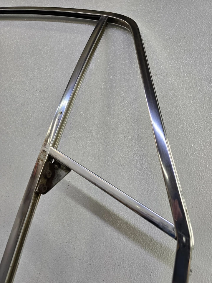 NICE USED ORIGINAL PORSCHE 911 930 PASSENGERS DOOR BRIGHT TRIM FRAME 1969-79 #17 - Изображение 2 из 4