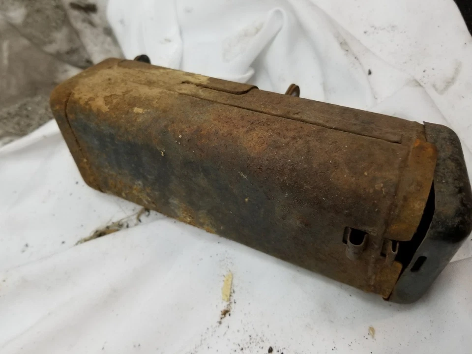 Caja de herramientas Honda CB360 E1-5228 Foto 2 de 2