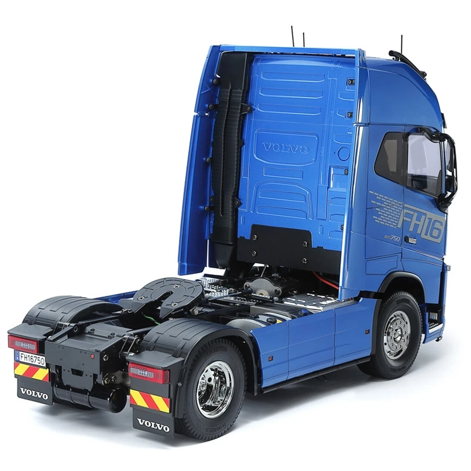 Tamiya 56375 1/14 RC Volvo FH16 Globetrotter XL 750 4X2 Semi-Truck Kit - Image 2 of 2