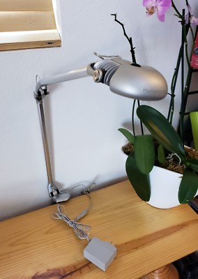 #ad Humanscale LED Element 790 Task Light w Flex Arm amp; Clamp Base 6w = 90w $59.00