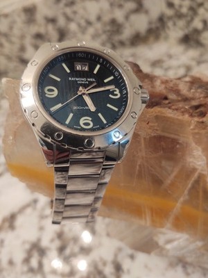 Raymond Weil Men's 8100 sport watch