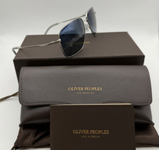 Oliver Peoples Polarized Aviator Sunglasses for Men for sale  display picture 2
