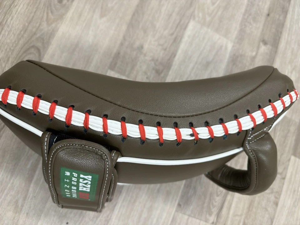 Warrior lLight Pair Muay Thai  PADS Boxing Kicking MMA Martial Arts Punch - Image 4 of 4