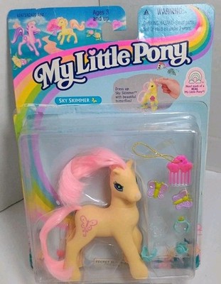 MY LITTLE PONY Sky Skimmer Vintage 1997 Hasbro **NEW STARTING TO COME OFF CARD**