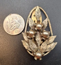 Vintage Silver Toned Scarf Clip Berries & Leaves