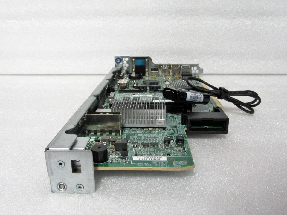HP 735512-001 ProLiant DL580 Gen8 Serial Peripheral Interface SPI Board w/ FBWC - Image 3 of 4