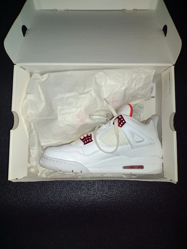 Talla 10 - Air Jordan 4 Retro Naranja Metálico Foto 2 de 4