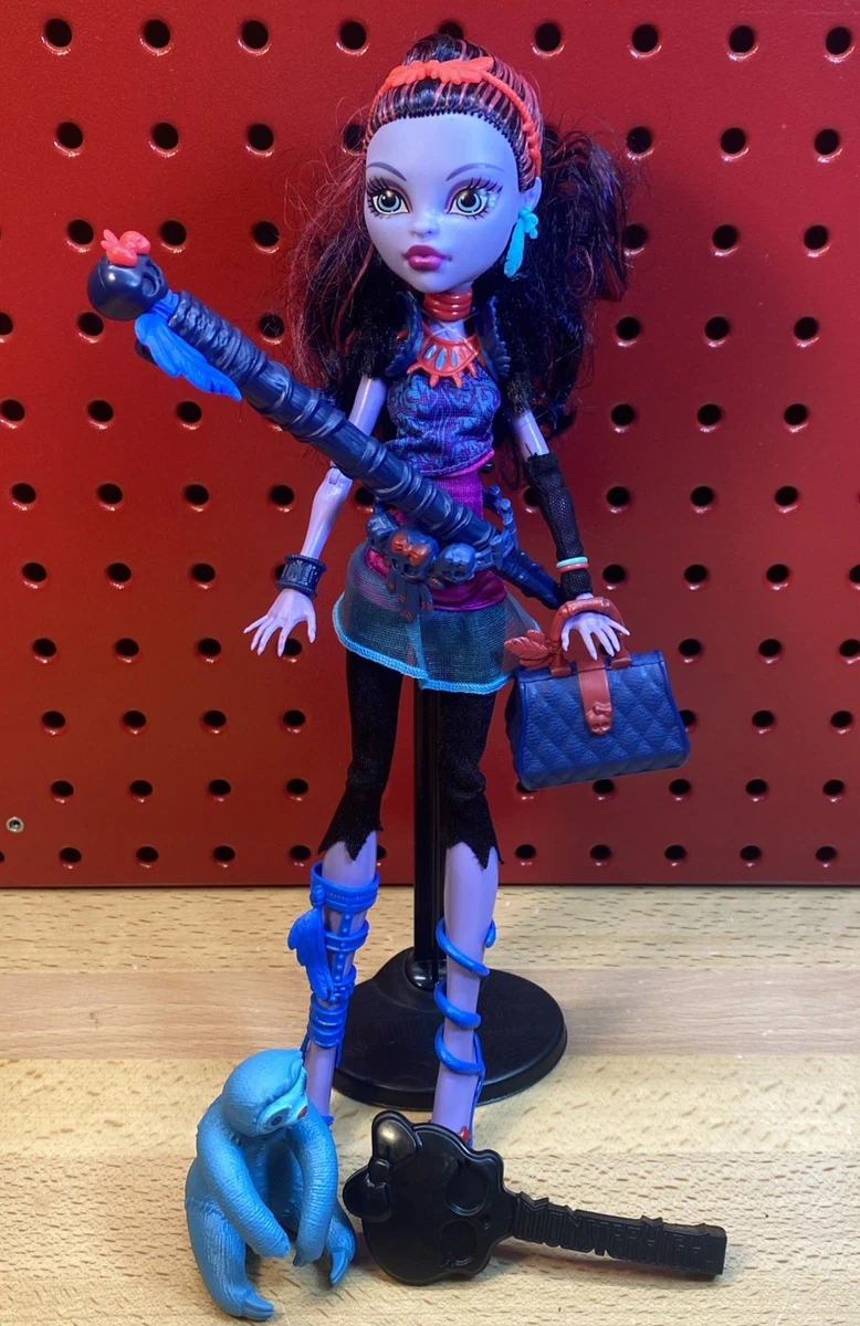 Mattel Jane Boolittle Monster High Dolls & Doll Playsets for sale