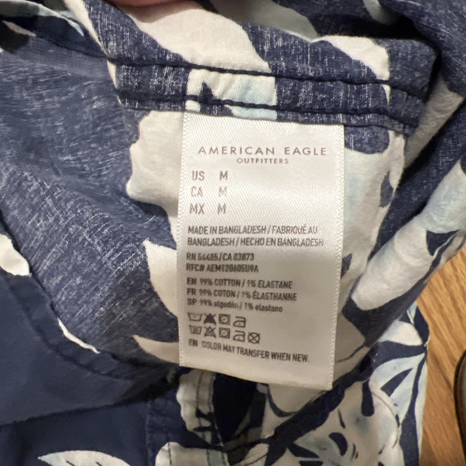 Camisa American Eagle Para Hombre Mediana Azul Hawaiana Floral Botón Manga Corta Algodón Foto 4 de 4