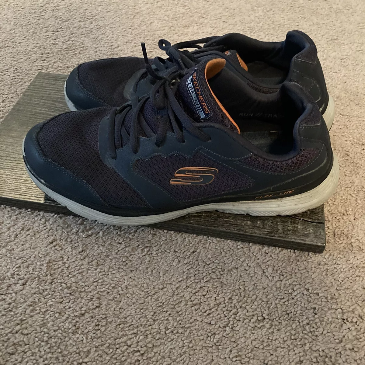 Skechers size sale 12