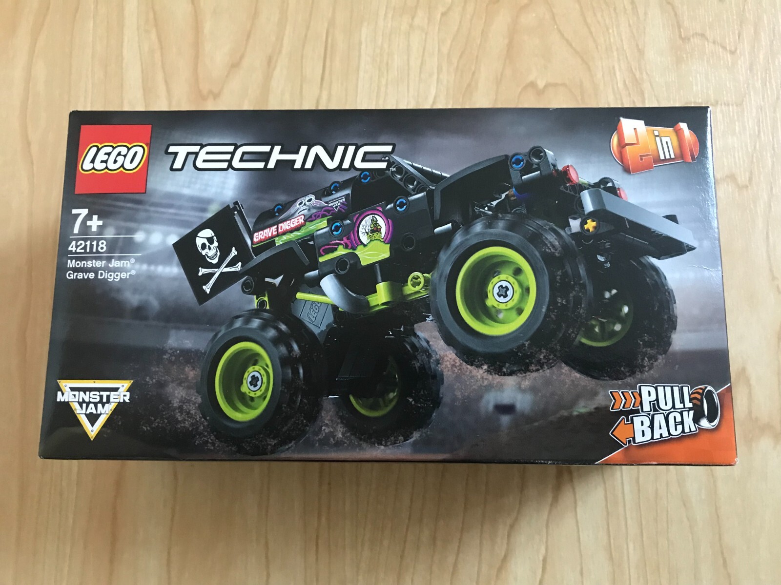 LEGO Technic Monster Jam Grave Digger 42118 NEW 'SMALL MARKS' FREE Signed P&P
