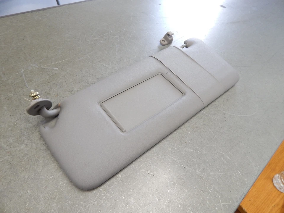 PARASOL BMW E32 735i 740iL 740i 750iL 735iL GRIS - IZQUIERDO  Foto 2 de 4