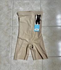 Assets Spanx Women's Shaping Mid Thigh High Waisted Short Size M Pure Beige $32
