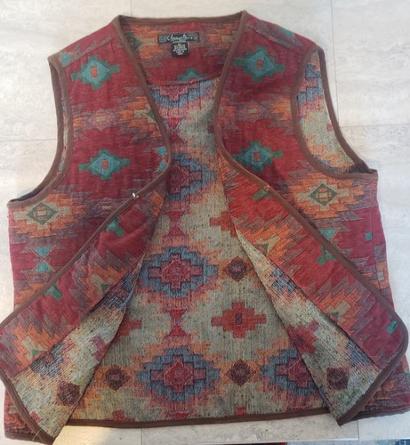 Womens Southwest Cowgirl Tribal Concho Vest Size XL Clearwater Outfitters - Picture 2 of 8