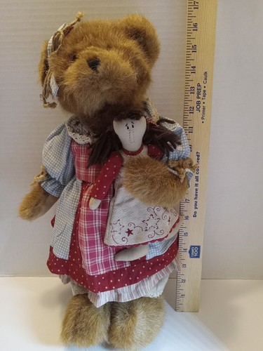 Sarah Beth Spangler con Orsi Annie Boyds 4015933 Collezione Fashion Families - Foto 4 di 7