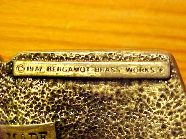 Camión Bergamot 1977 de latón con hebilla de cinturón de metal para hombre 2 1/2" X 3 1/2" M683 Foto 4 de 4