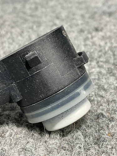 Mercedes-Benz Metris Ultrasonic Parking Sensor A0009055504 ππ§ - Picture 10 of 16