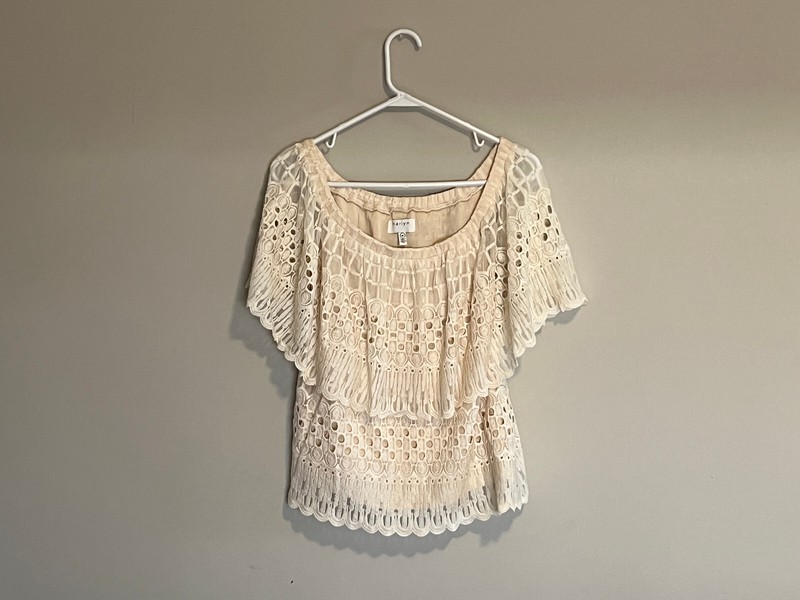 Anthropologie Harlyn Off White Ivory Lace Off Shoulder Boho Blouse Top Size M