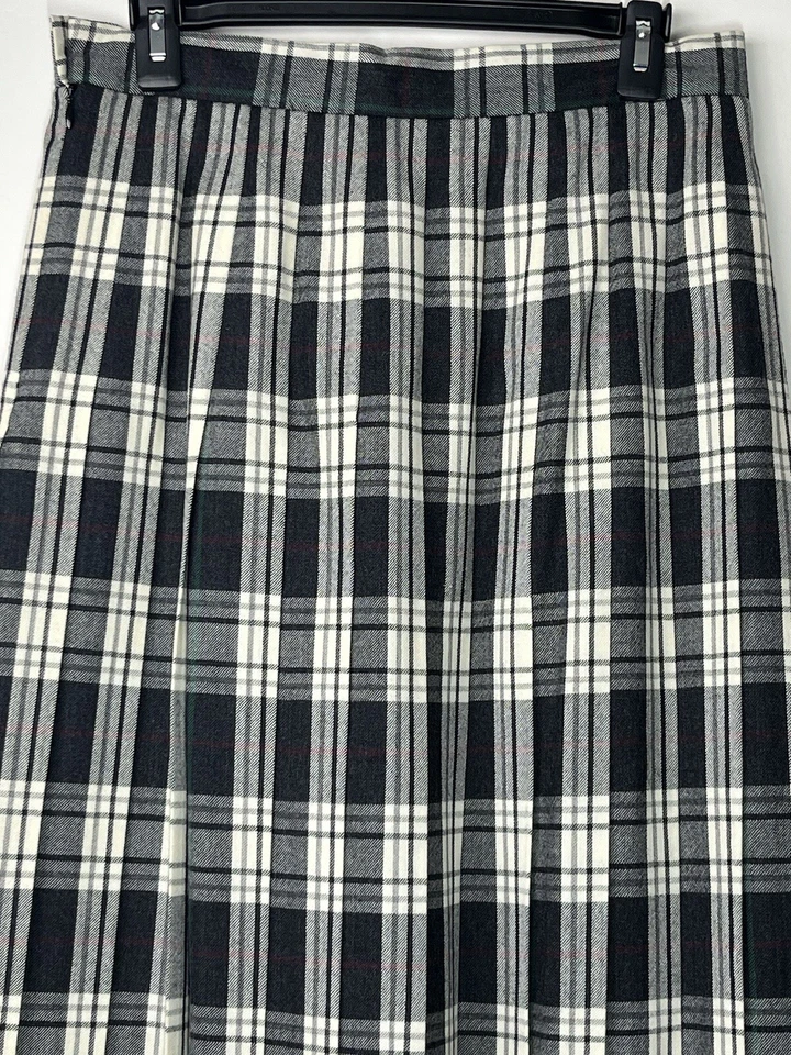 Vintage LL Bean 90s Wool Pleated Midi Skirt Womens 12 Petite Plaid Tartan - Image 4 of 4