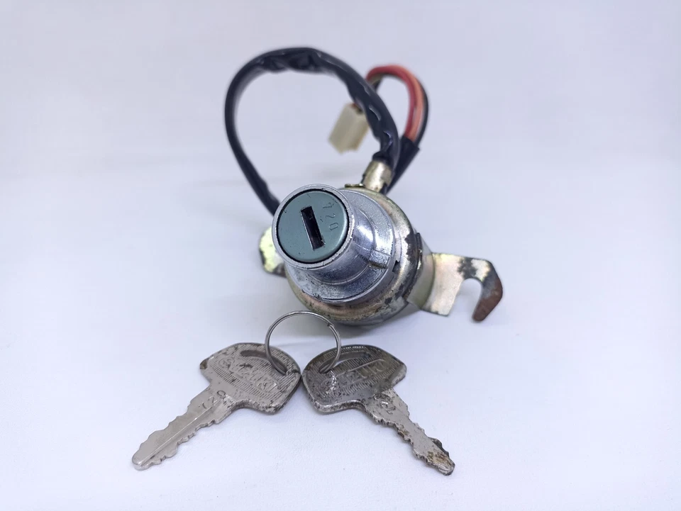 Interruptor de encendido principal Suzuki TS100 A100 GP100 NUEVO EN STOCK Japón Foto 2 de 4