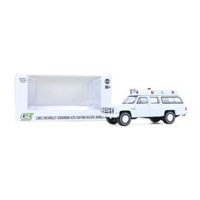 1983 Chevrolet Suburban K20 Custom Ambulance Plain White Greenlight Hobby 1:64