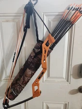 Orange Bear Youth Compound Bow With  Top Archery Quiver And 12 BowSoul Arrows