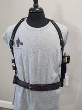 Shoulder holster for 1911 4in or longer Black RH with mag pouch.