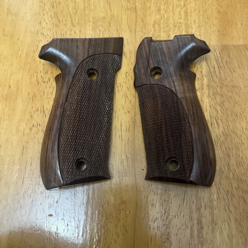 SIG Sauer P226 Checkered Wood Grips. Beautiful Finish.