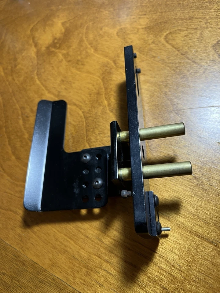 Cobra Micro Adjust II Overdraw Arrow Rest RH Compound Bow - Image 2 of 2