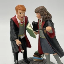 HARRY POTTER WINGARDIUM LEVIOSA! #6002316 DEPARTMENT 56  *FOR PARTS & REPAIR