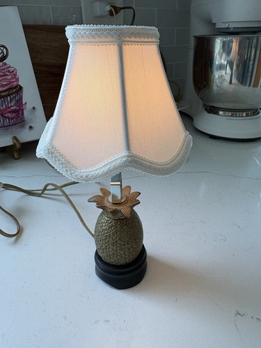 Vintage Solid Brass Pineapple Lamp 7”x2” - Picture 10 of 10