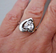 Vintage Sterling Silver Heart Shaped DQ CZ Solitaire Ring Size 5.75