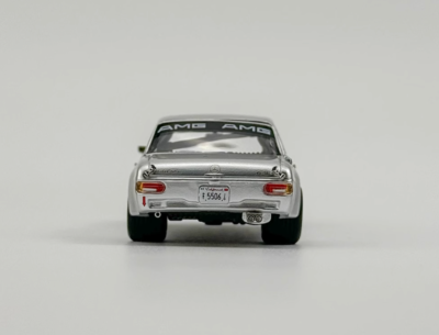 スパイダー レジェンダリー・ロードスター★シリアルNo.入 ZD Liberty 1:64 Silver 300SEL 6.3 V8 W109 Sedan Sport Model