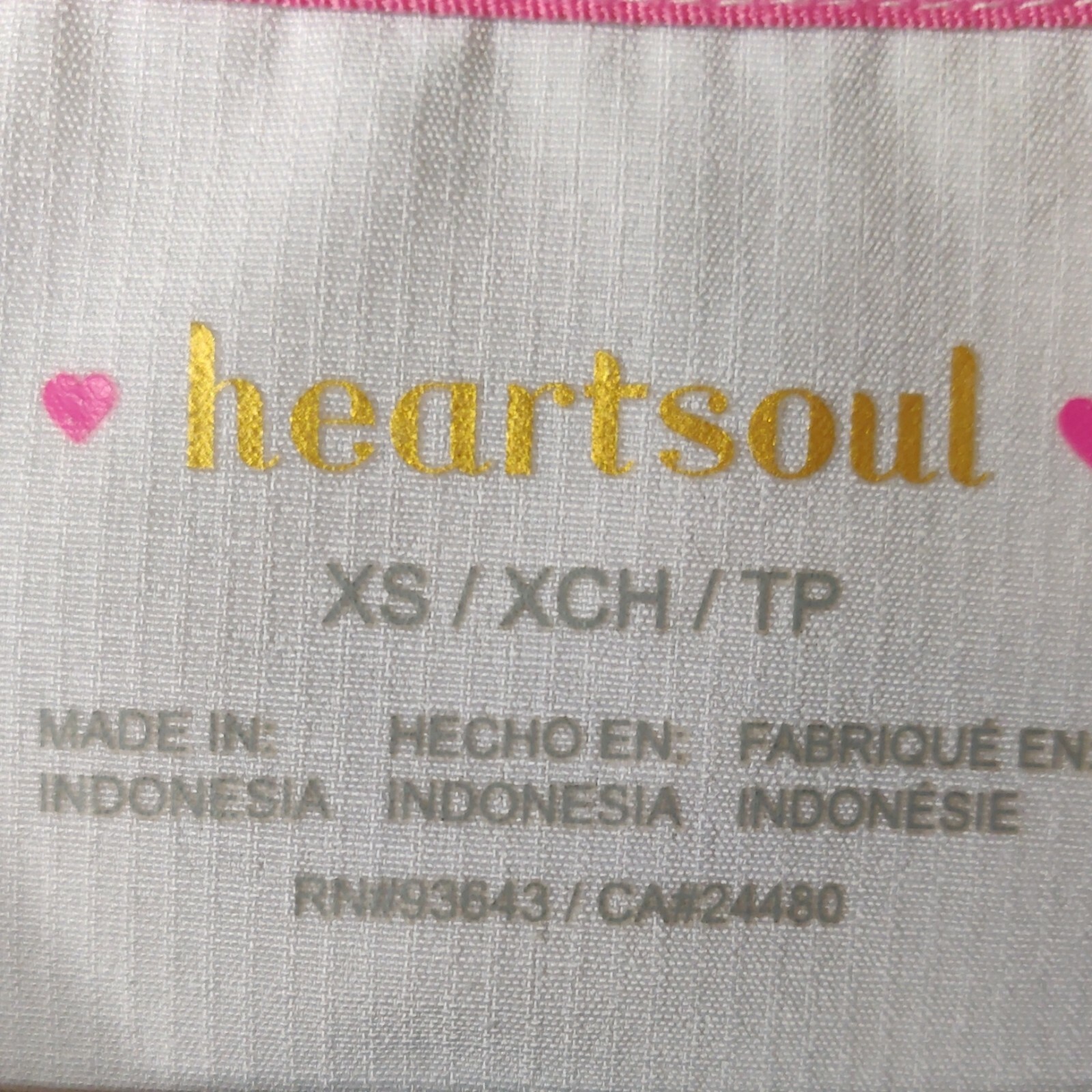 HeartSoul women's size XS scrub top white vneck short sleeves 3