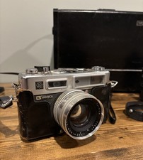 YASHICA ELECTRO 35 GSN 45mm Film Camera Kit Bundle