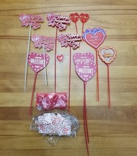57 Pcs Vintage Valentine's Day Decorations CUPCAKE PICKS FLORAL PICKS Hearts