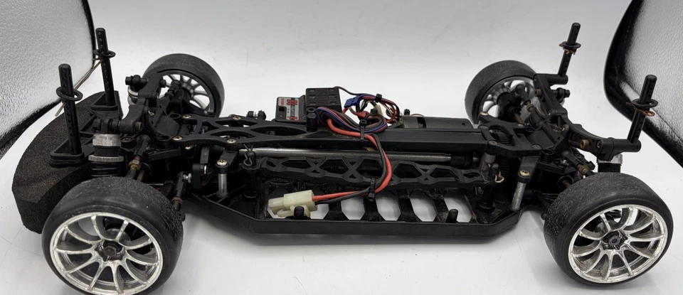 For parts Kyosho TF-5 TF5 chassis with ESC and motor - Image 3 of 4