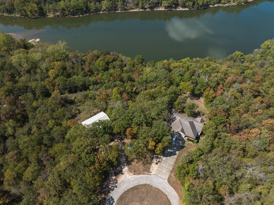 Lakeview 0.48-Acre Lot Holiday Island AR $275/Month Owner Financing! - Image 4 of 4