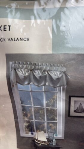 Vtg Designables Nantucket Shabby Chic One Button Yuck Valance USA 60 W x 14 L - Picture 3 of 7