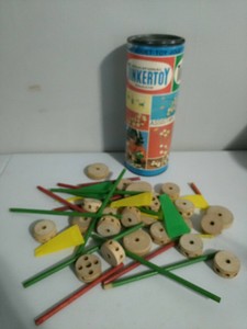the original tinkertoy construction set
