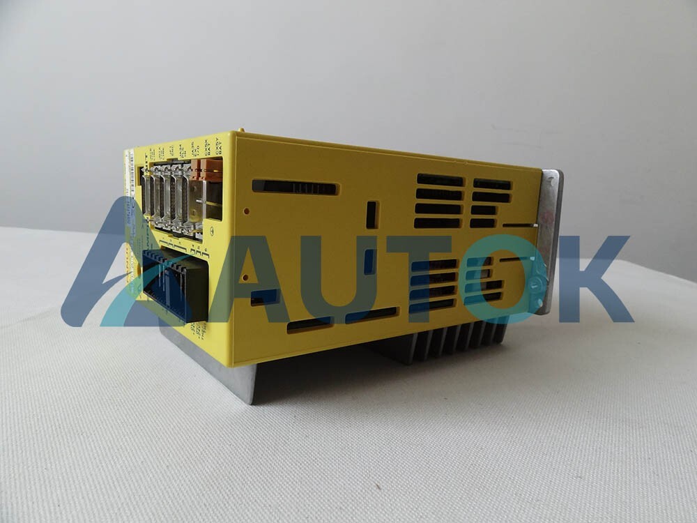 Fanuc A06B-6093-H152 Series I AC Servo Amplifier Unit SVU-20 Fanuc A06B-6093-H152 Series I AC Servo Amplifier Unit SVU-20
