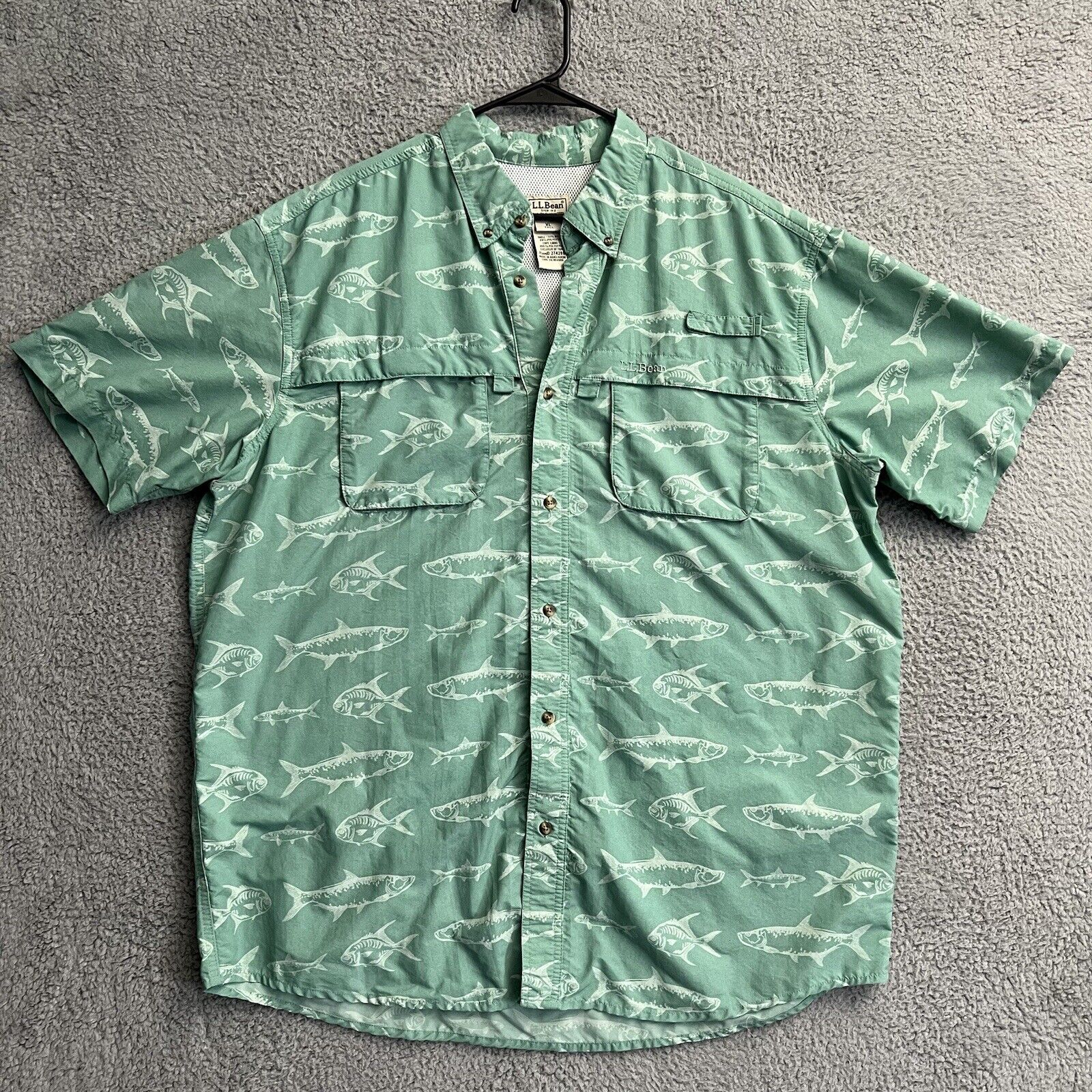 LL Bean Shirt Mens XL Tall Green Fish Allover Print Vented Outdoor Fishing