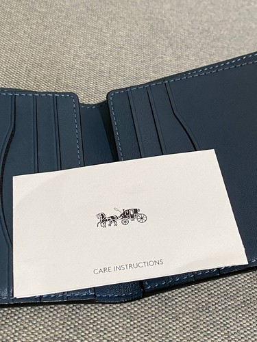 COACH Multi Large Slim Wallet(76339) - Picture 8 of 9