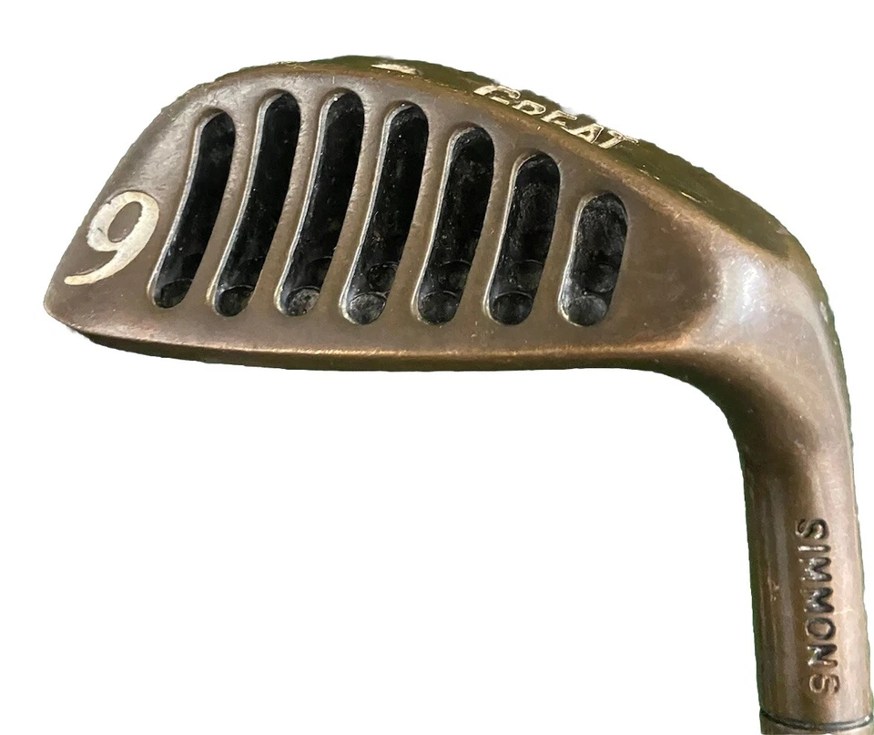 Tiger Shark Golf Great White BeCu 9 Iron Pat Simmons diestro regular grafito 36" Foto 2 de 4