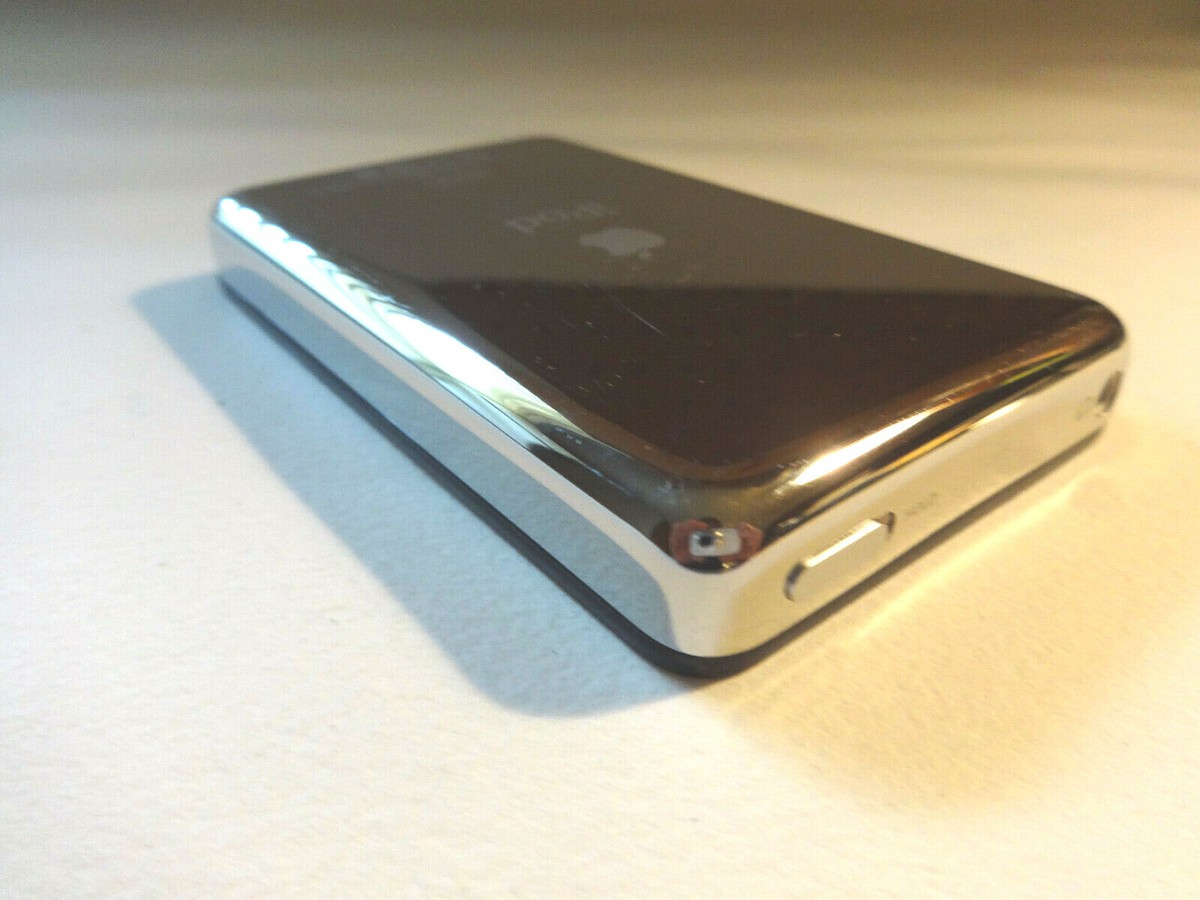 APPLE iPOD CLASSIC 5.5 GEN. BLACK 80GBWOLFSON CHIPNEW