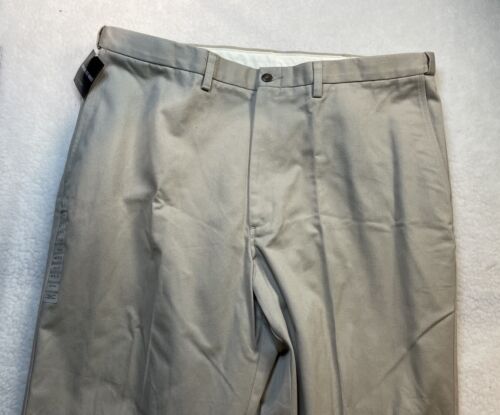 Haggar Pants Mens 40X32 Tan Classic Fit Black Label Khaki Wrinkle Free NWT - Picture 3 of 8